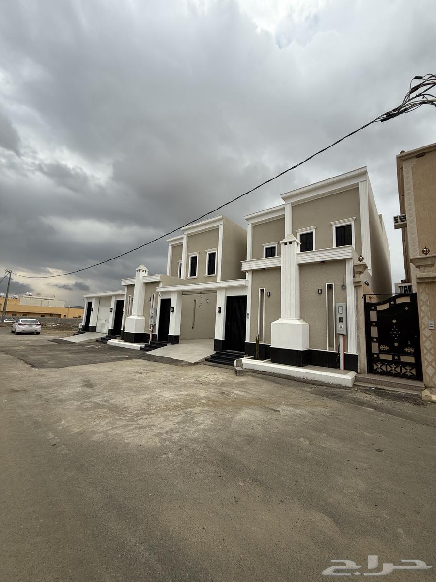 For sale, two-story villa with annex in Al-Thameen, northern Khamis Mushait63614091296130112