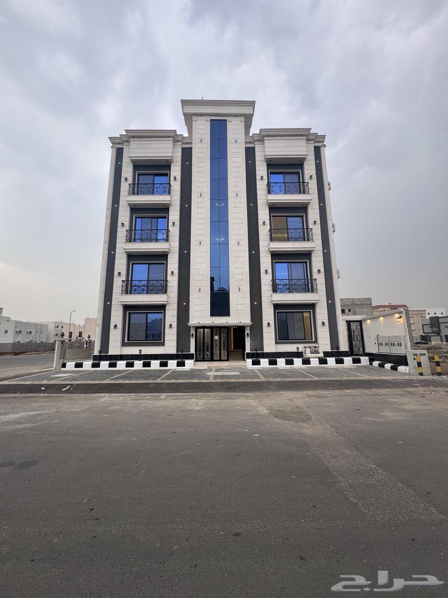 Apartments for sale in Al-Rahah district on two streets, excellent finishing63614087093378110