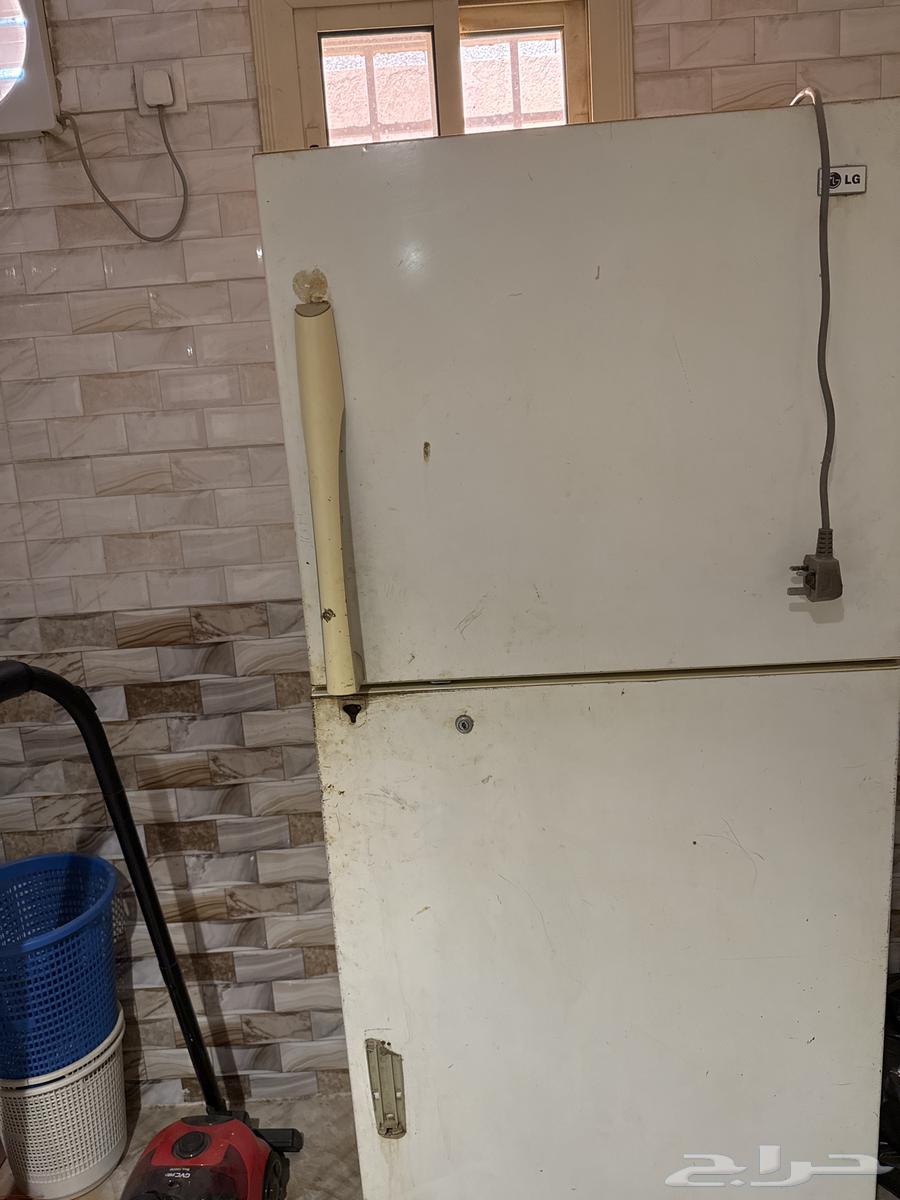 ثلاجه للي يبغاها بدون مقابل64397367540227110