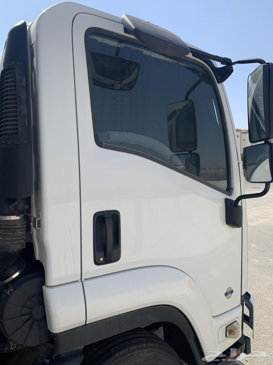 Isuzu for sale, seven meters, agency, 39,000 km, model 2364542926903681111