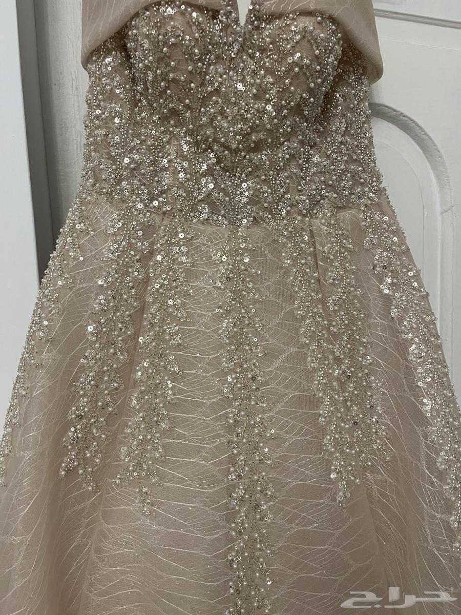 صباح الخير عندي فساتين64394689550723110