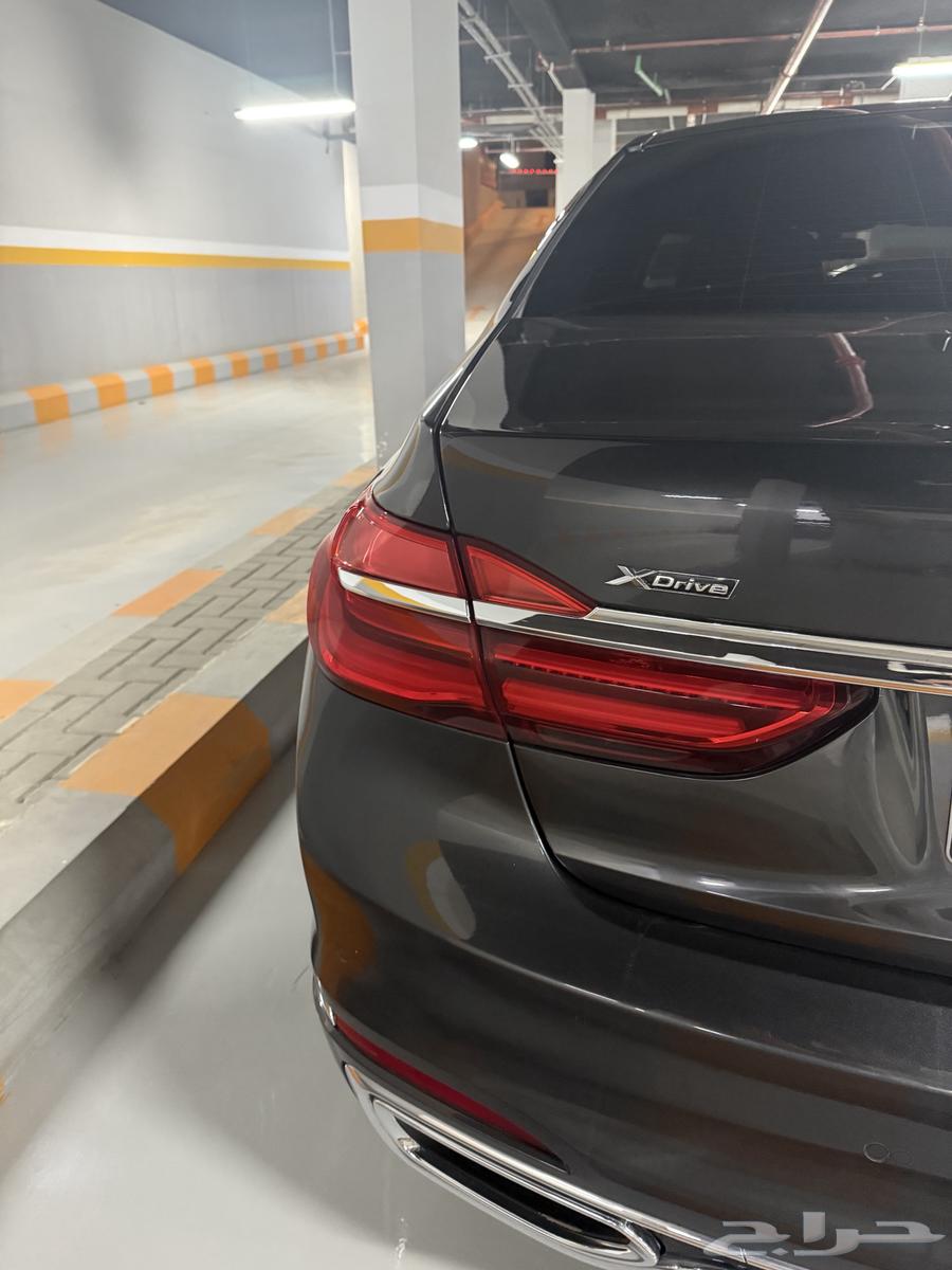 BMW 750li 2018 with Naghi Maintenance Contract for 10 Years Low Mileage63618155566210112