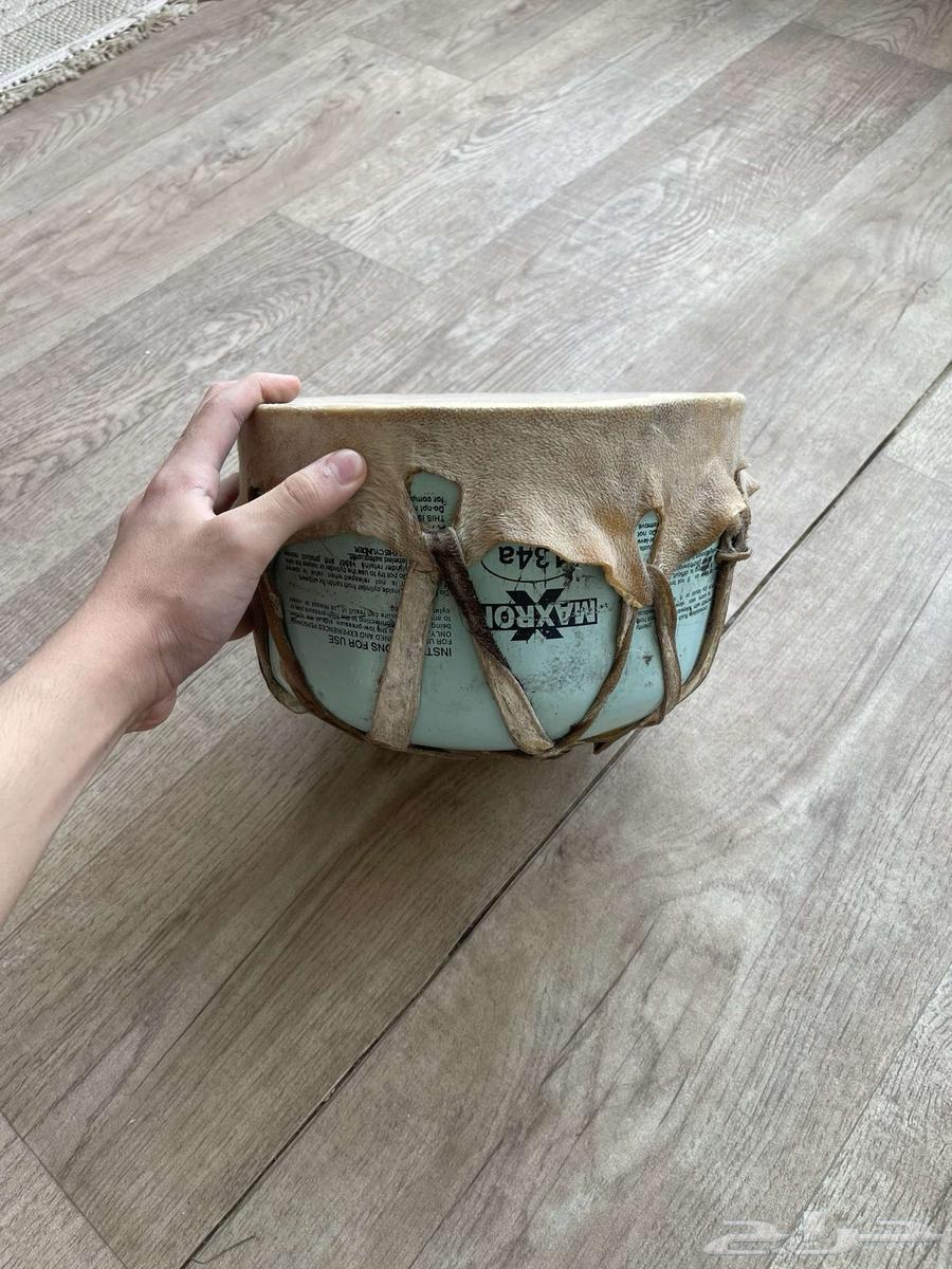 زير وطار قديمه صوت فنان على السوم ولا يجي الا الصامل64399258156161113