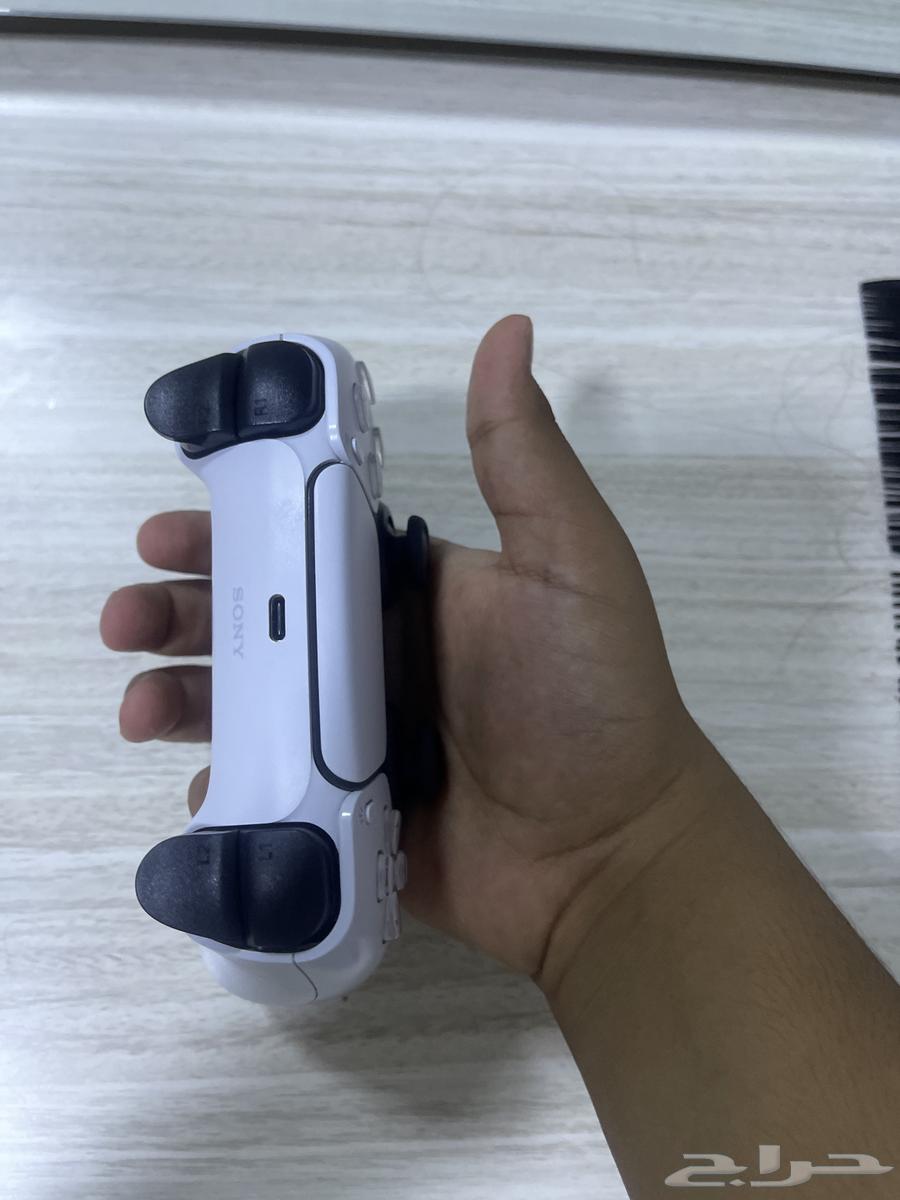 يد سوني64397533630210111