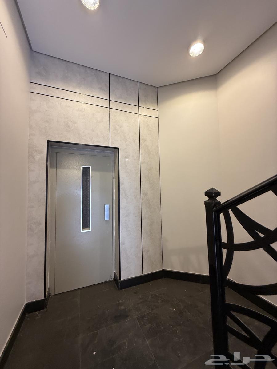 Upper floor for sale with internal and external staircase in Al-Gadeer, Al-Mahala63614086853505113