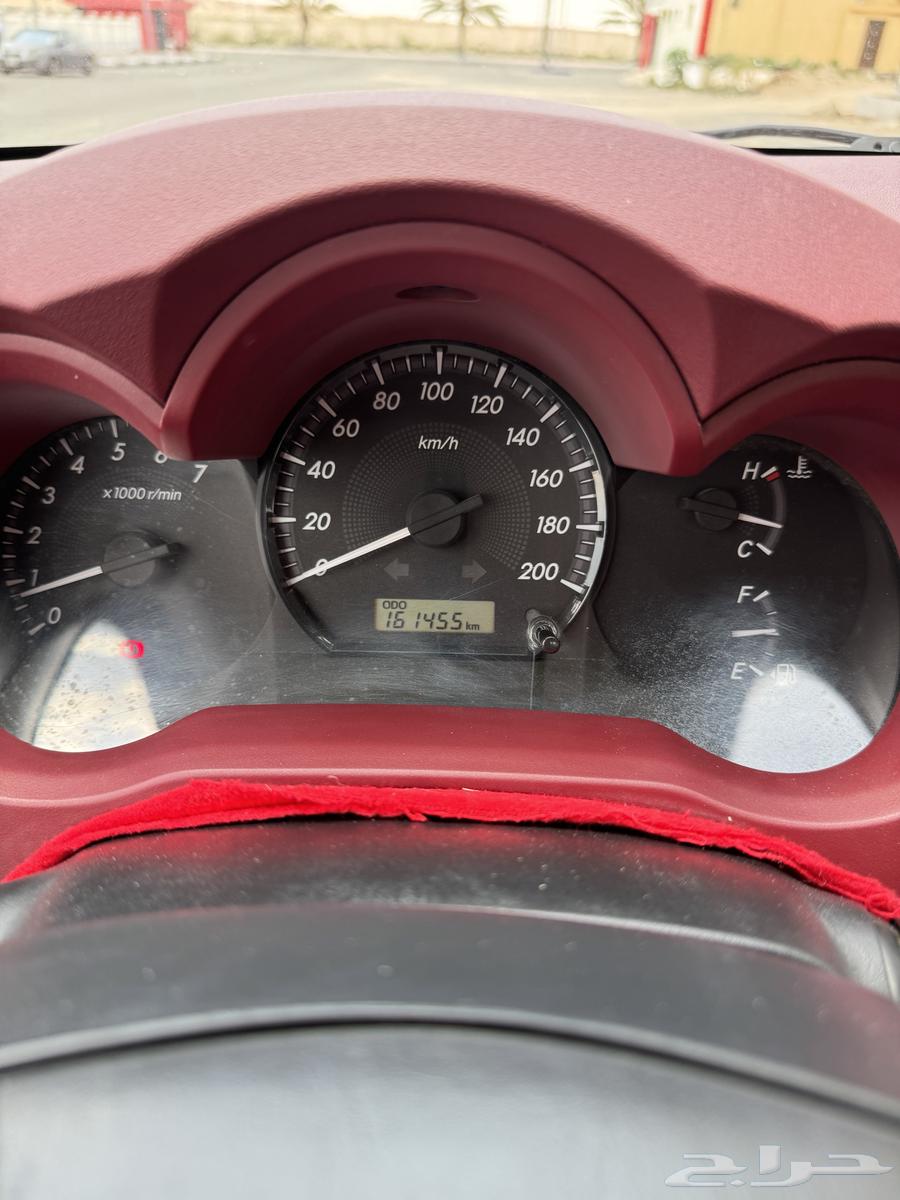 2012 Hilux GL with low mileage, considered as showroom condition64545827851393110