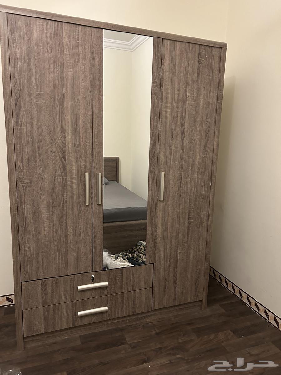 للبيع اثاث غرفة نوم وصالة وكرسي استرخاء64399842521986114