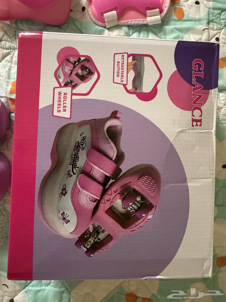 زلاجات مع ملحقاتها جديده64399022570883111