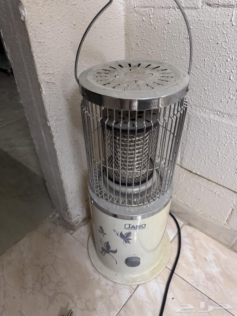 للبيع مدافئ على الكهرباء بحالة جيدة64397464732546111
