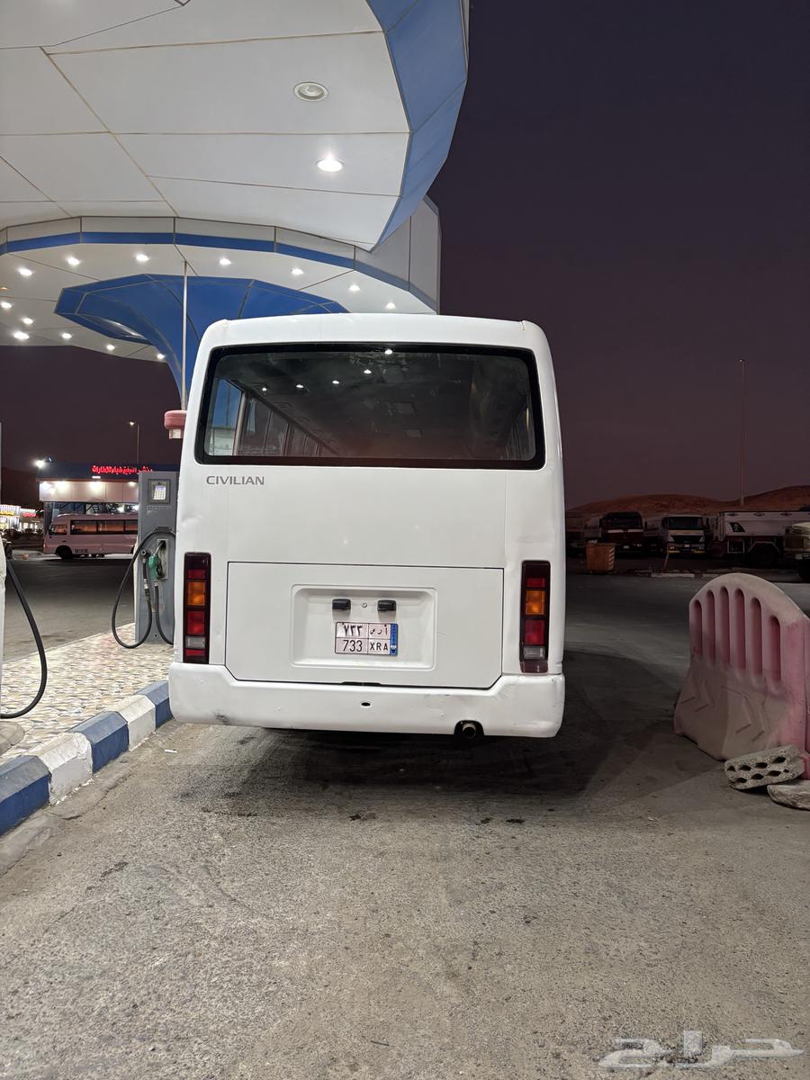 باص نيسان سليفان ماشي 86 الف للبيع64543945038338112