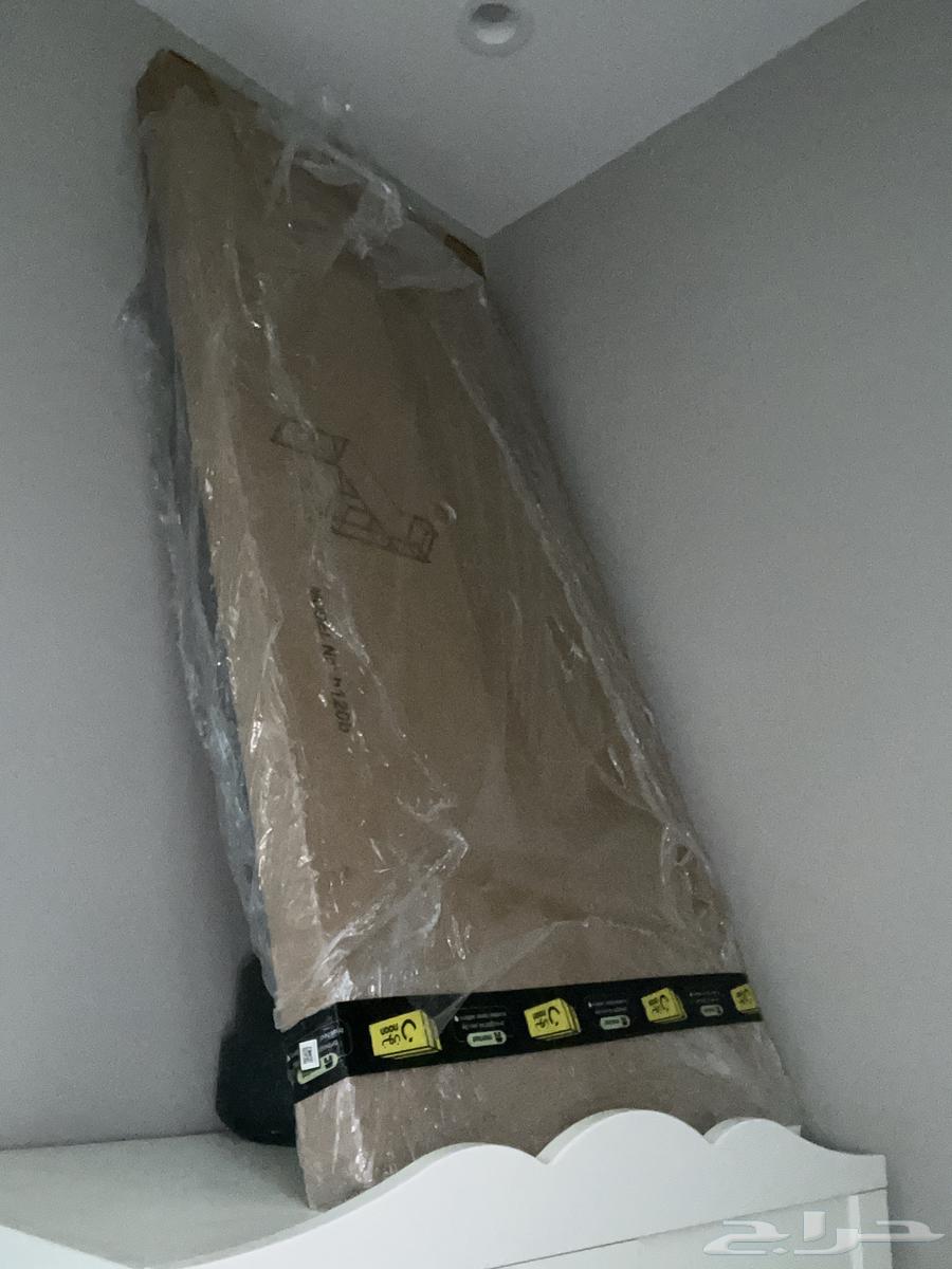 طاولة مكتب جديد64396295733505110