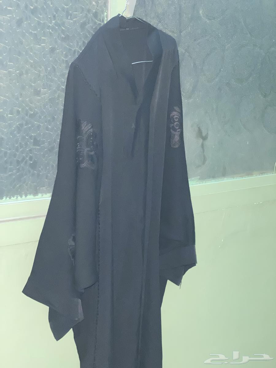 بسم الله ماشالله يوجد عبايات عدد 50لبيع بسعر مغري64393472692610112