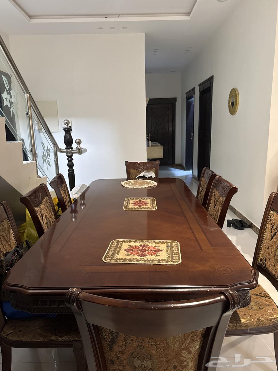 طاولة طعام من 8 كراسي64398548328578112