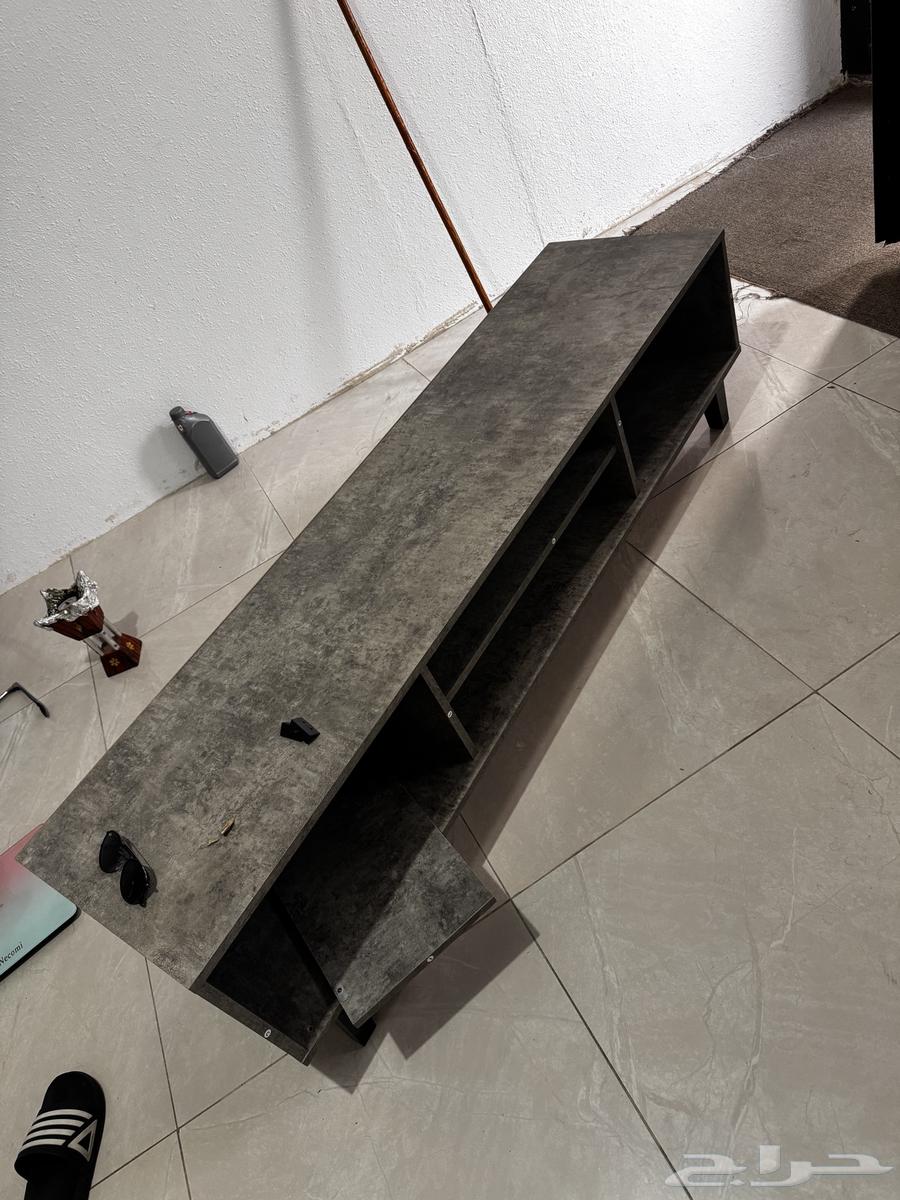 1.6-meter table in very good condition64396491748482110