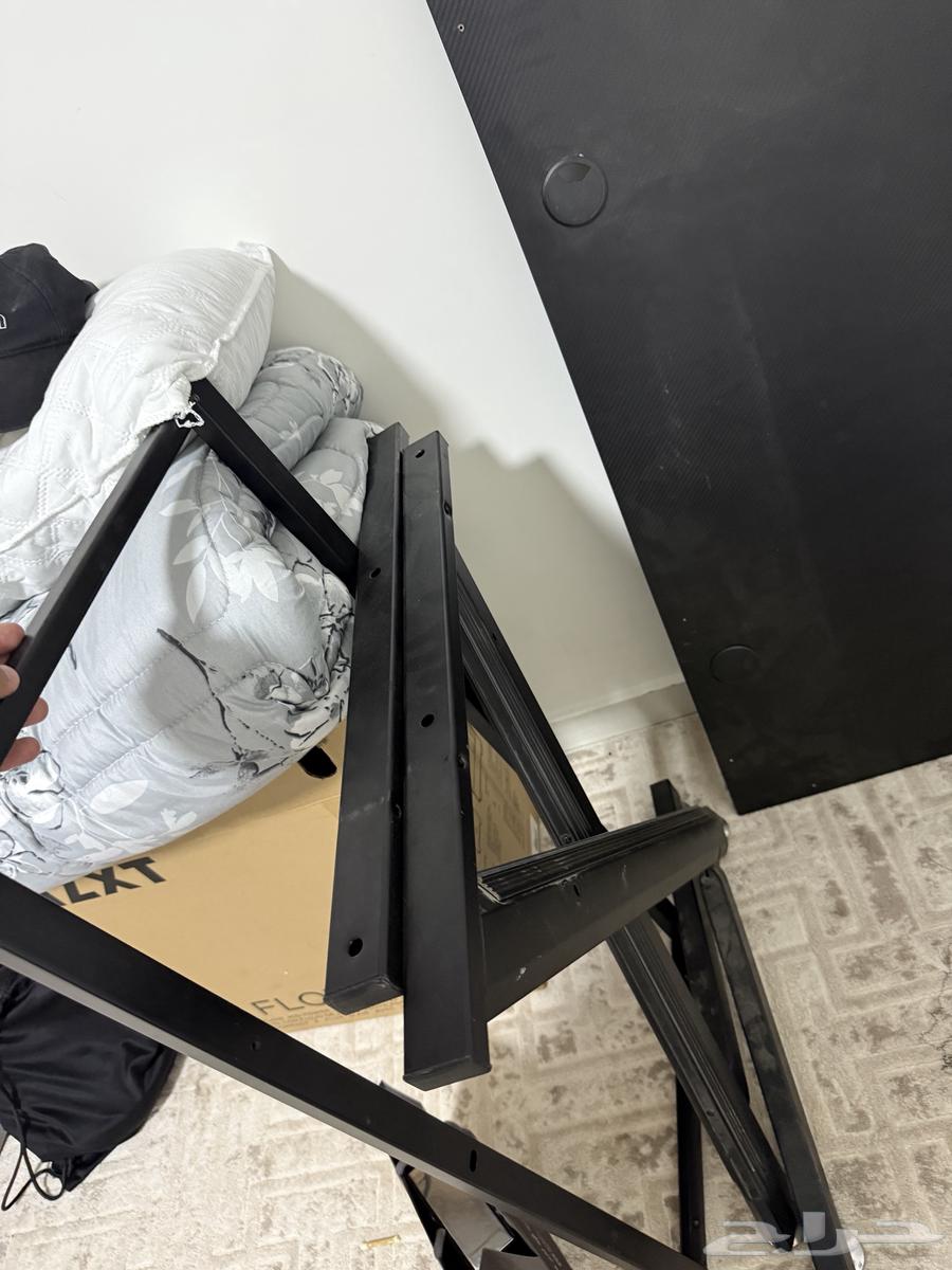 طاولة قيمنق كاربون فايبر64396769528066111