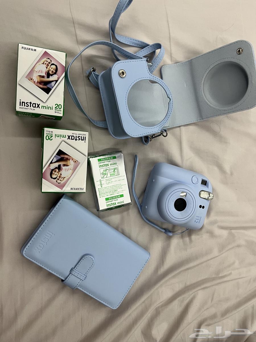 Blue instant camera64370727211523110