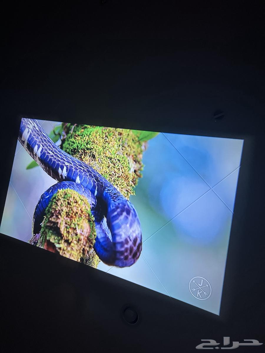 Integrated projector with smart tablet64398980957697114