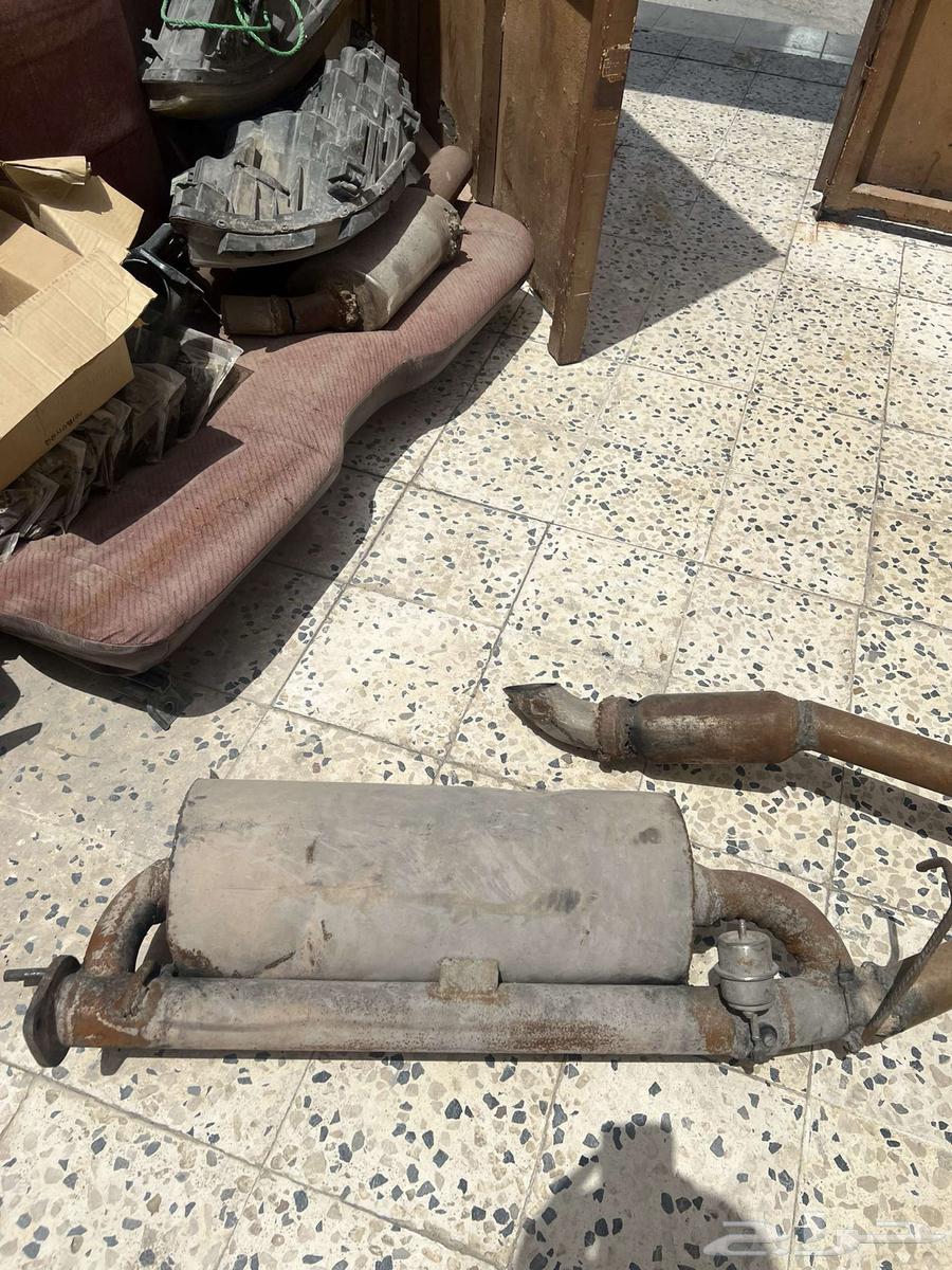 دبة ددسن وهيكلس تركب على هدرز بحريني و وكاله .64544636028546113