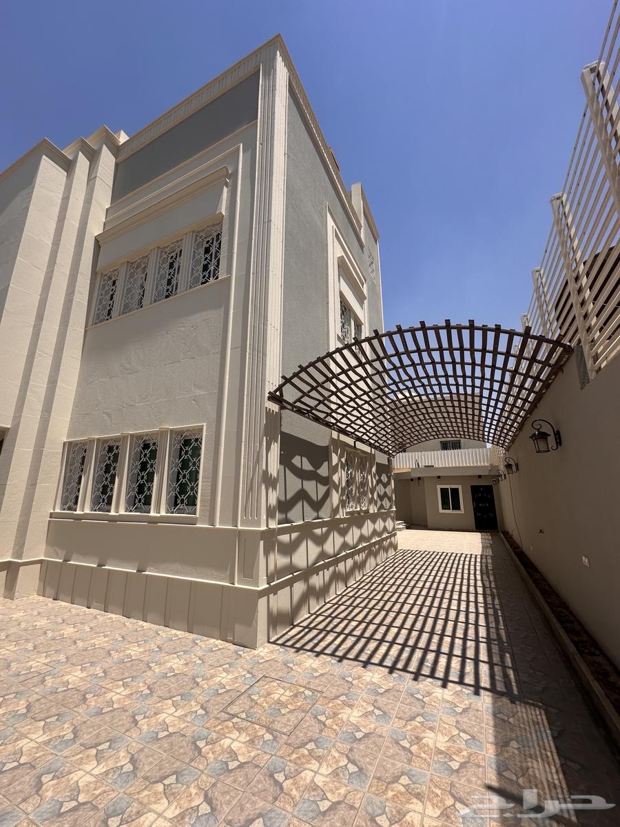 Villa in Al Muruj district, 500 square meters63614090347649112