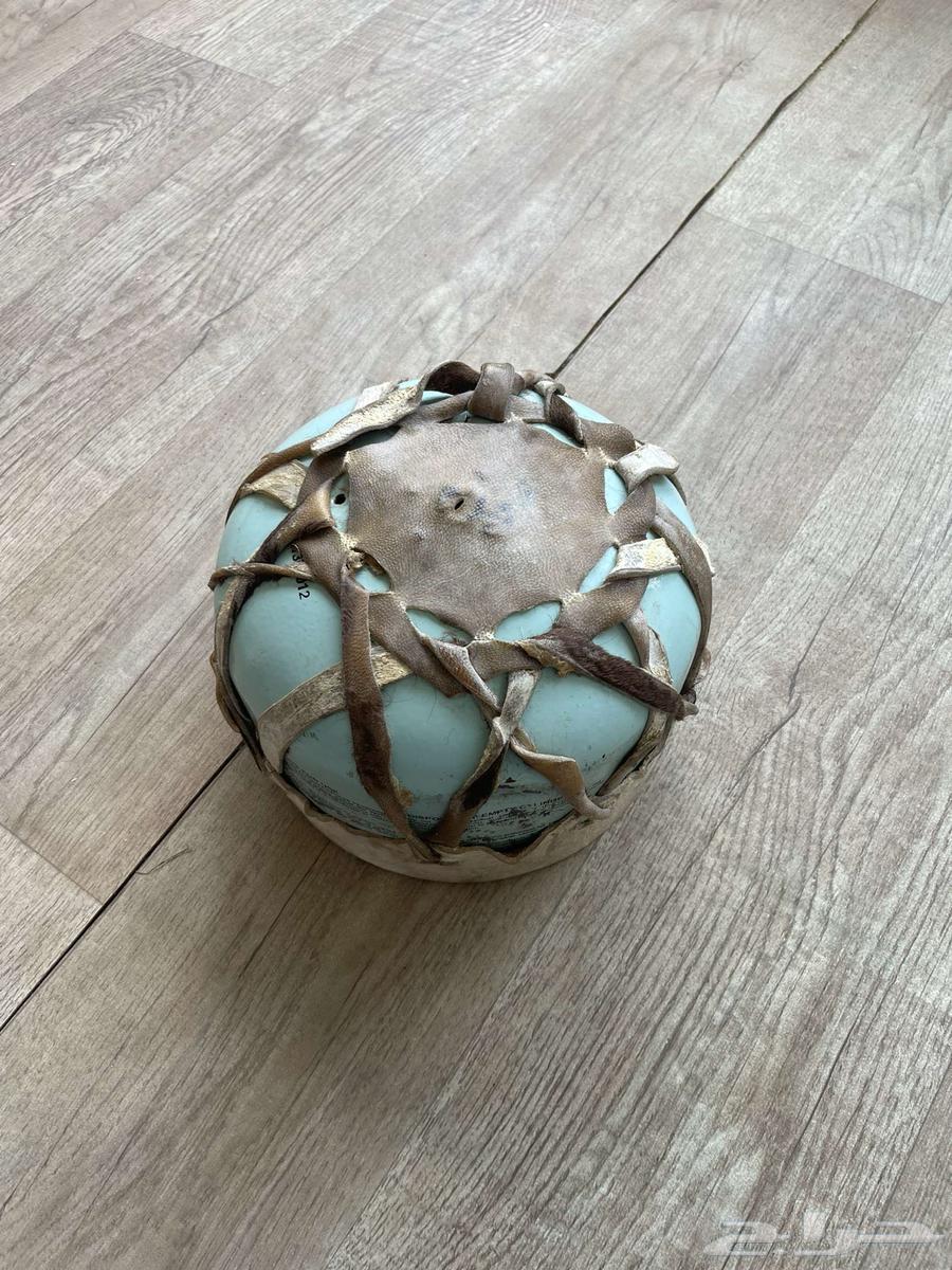 زير وطار قديمه صوت فنان على السوم ولا يجي الا الصامل64399258156161112