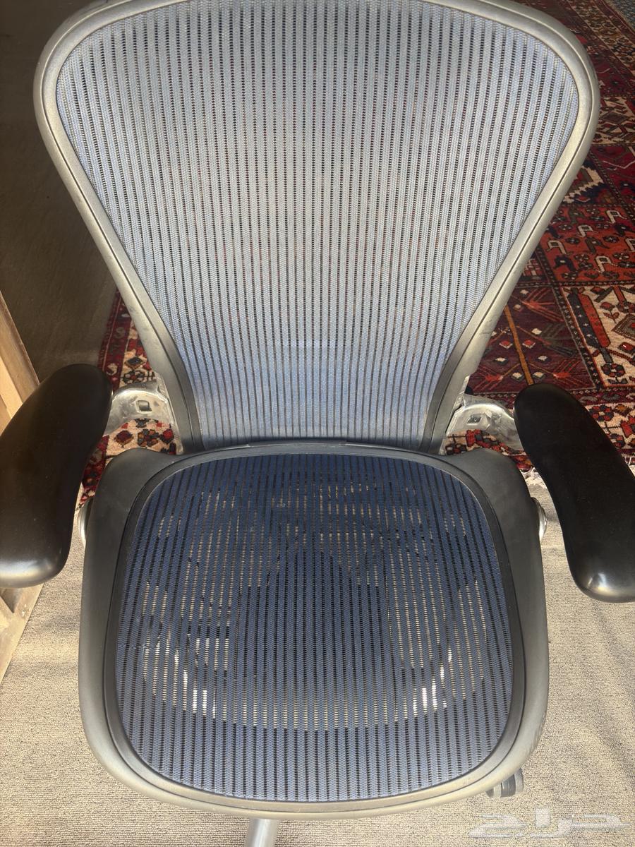 كرسي هيرمن ميلر64363861378435112