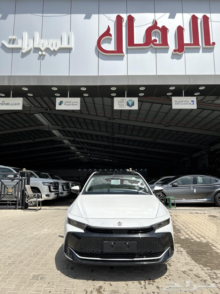 تويوتا  كراون 2.4هايبرد 2026 برستيج ابيض151700 شامل الضريبة64542062209539110