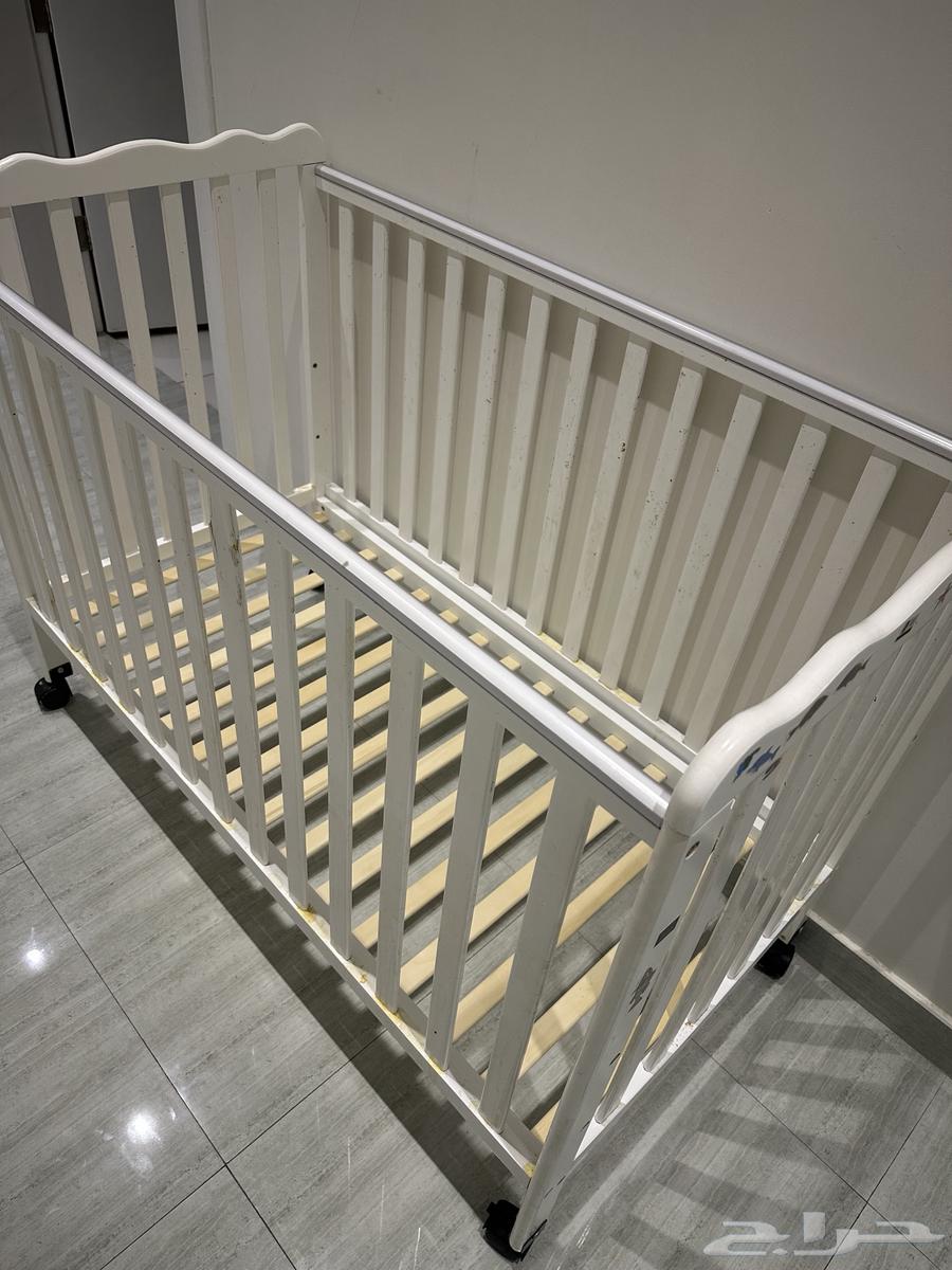 كرسي اطفال وسرير اطفال64397353568642112