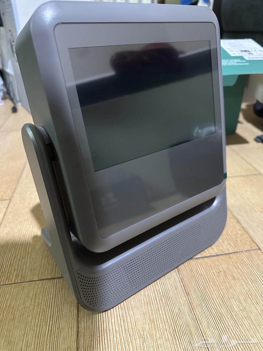 Integrated projector with smart tablet64398980957697111