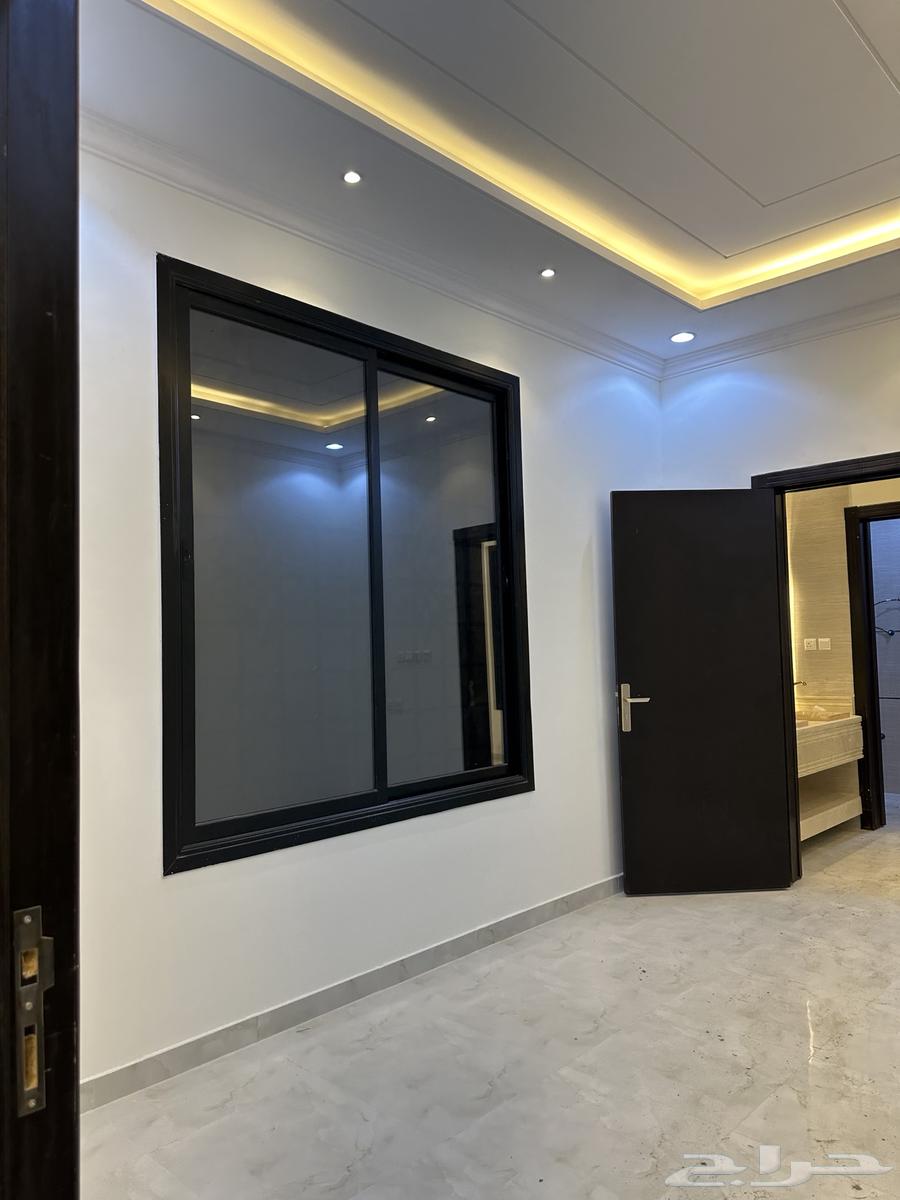 Ground floor for sale, 360 sqm, private construction, all guarantees available63614091315715114