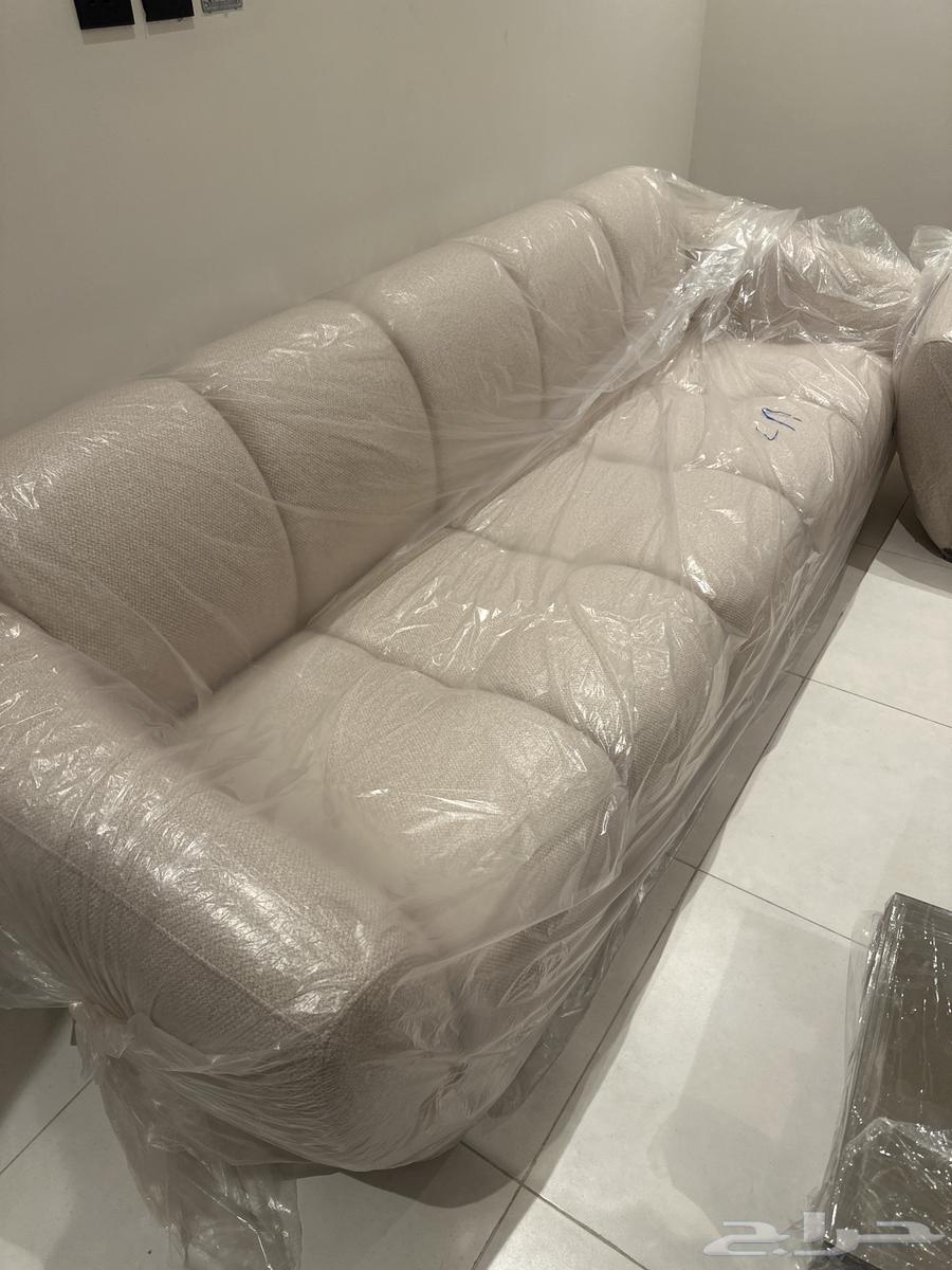 كنب 4 اشخاص جديد للبيع ب 70064400161966081110