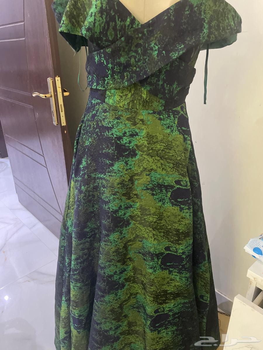 فستان للبيع مستعمل64399953674881112