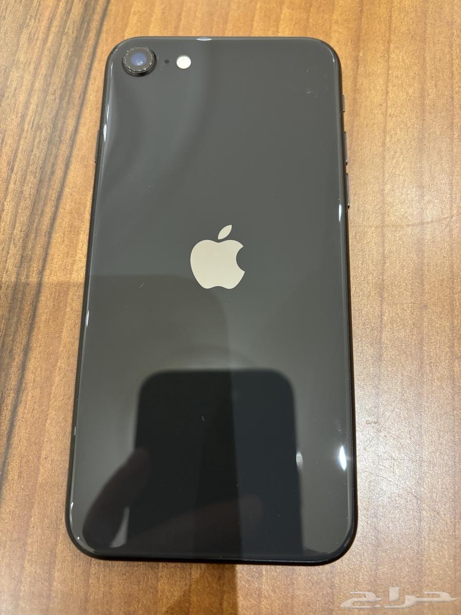 للبيع ايفون SE 202064399549951617113