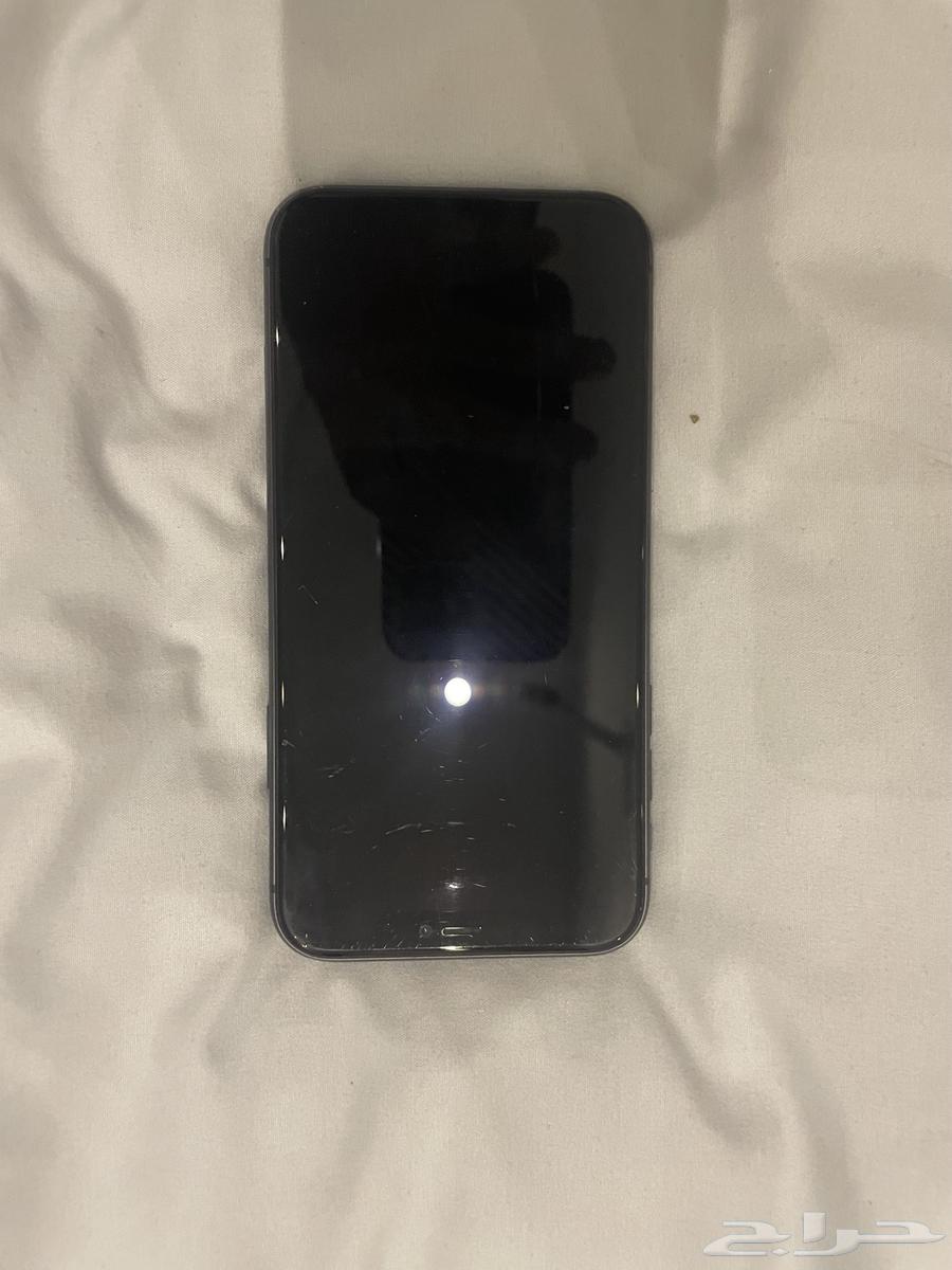 iPhone 11 Regular64393293912450110