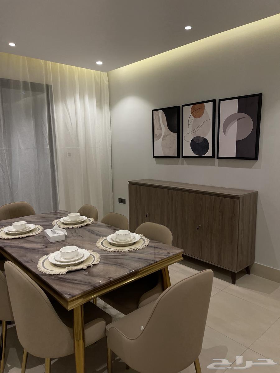 New dining table64398799873155113