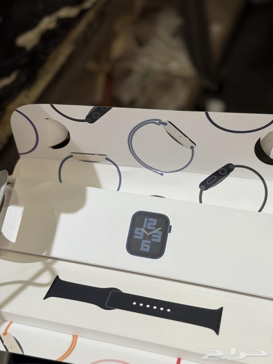 ساعة ابل اس اي 2 apple watch se64398589410818110