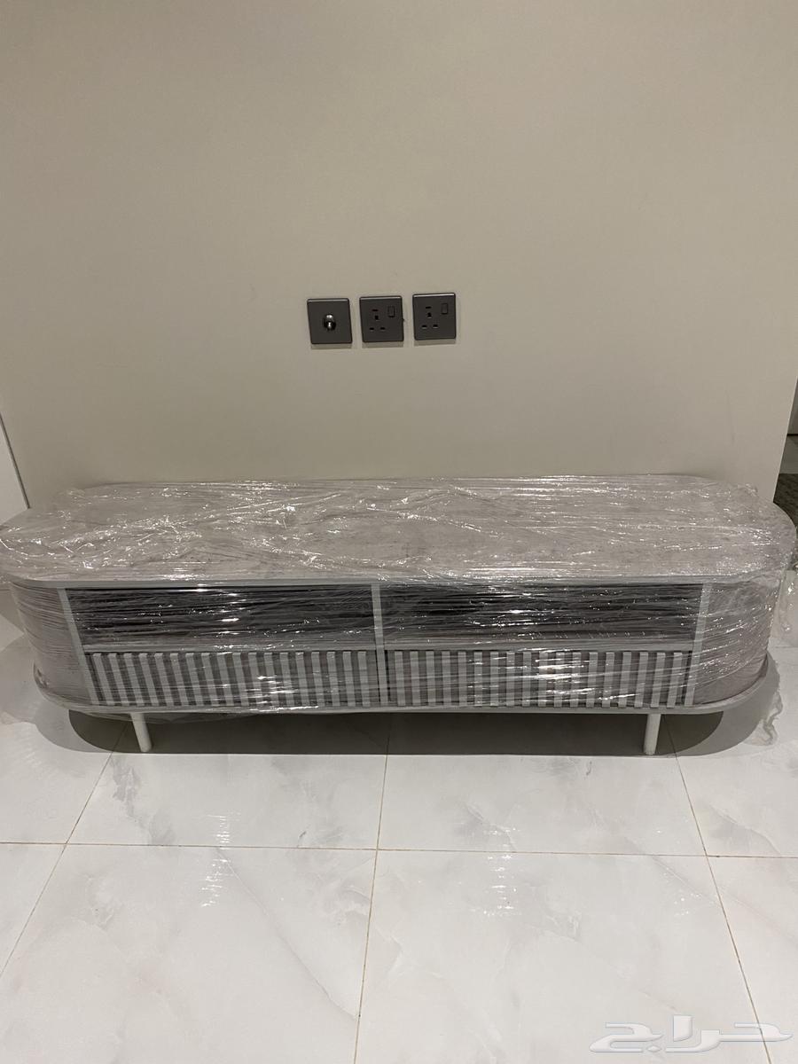 New plasma table for sale in Jeddah for 20064400148077313111
