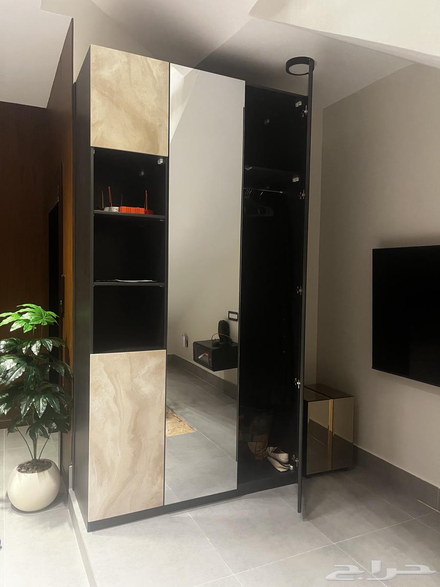 دولاب عبايات مع رفوف64393101190914110