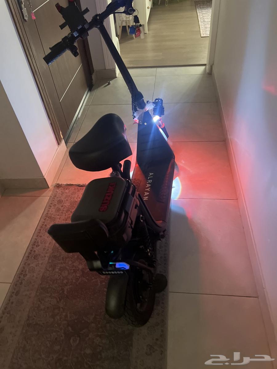 سكوتر أبو سلة نظيف ما يحتاج ولا شي بس حساس الدينامو64399870636290111