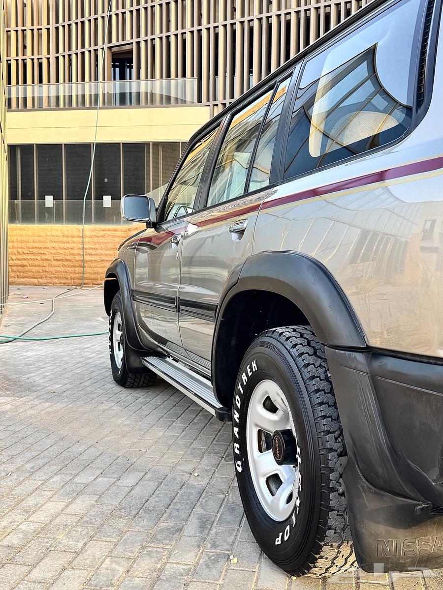 للبيع باترول 1999 GL ممشى 133 الف فقط64552845613697114