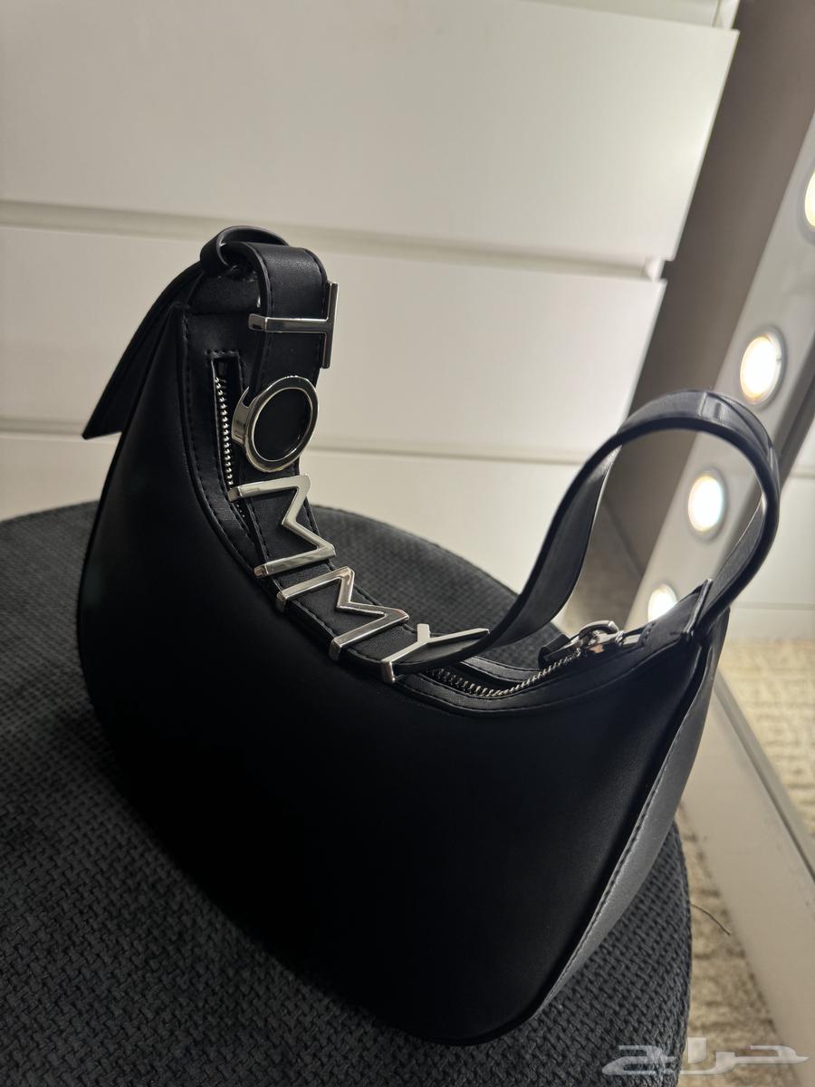 شنطة تومي64394923781889110