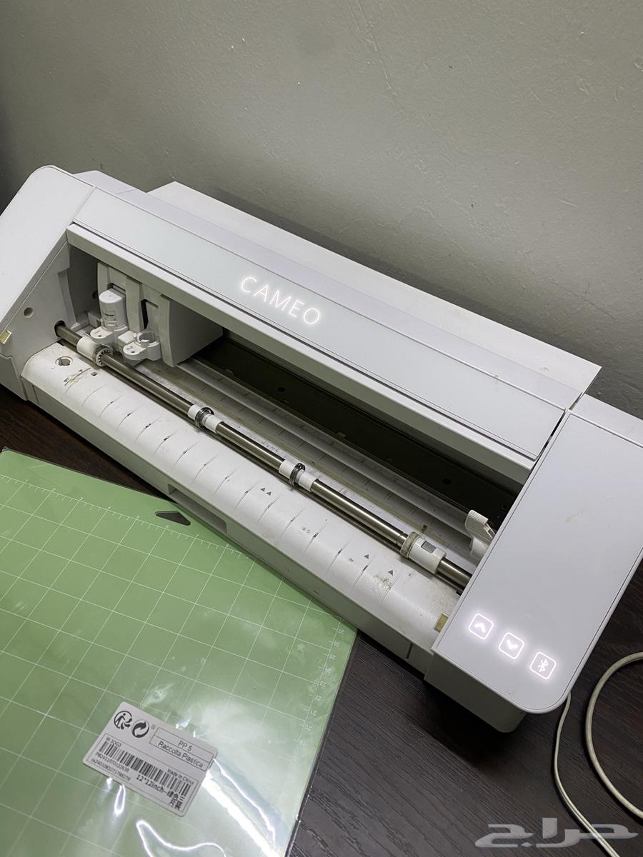 Cameo 4 cutting machine with Canon laser printer for sale63619360947202111