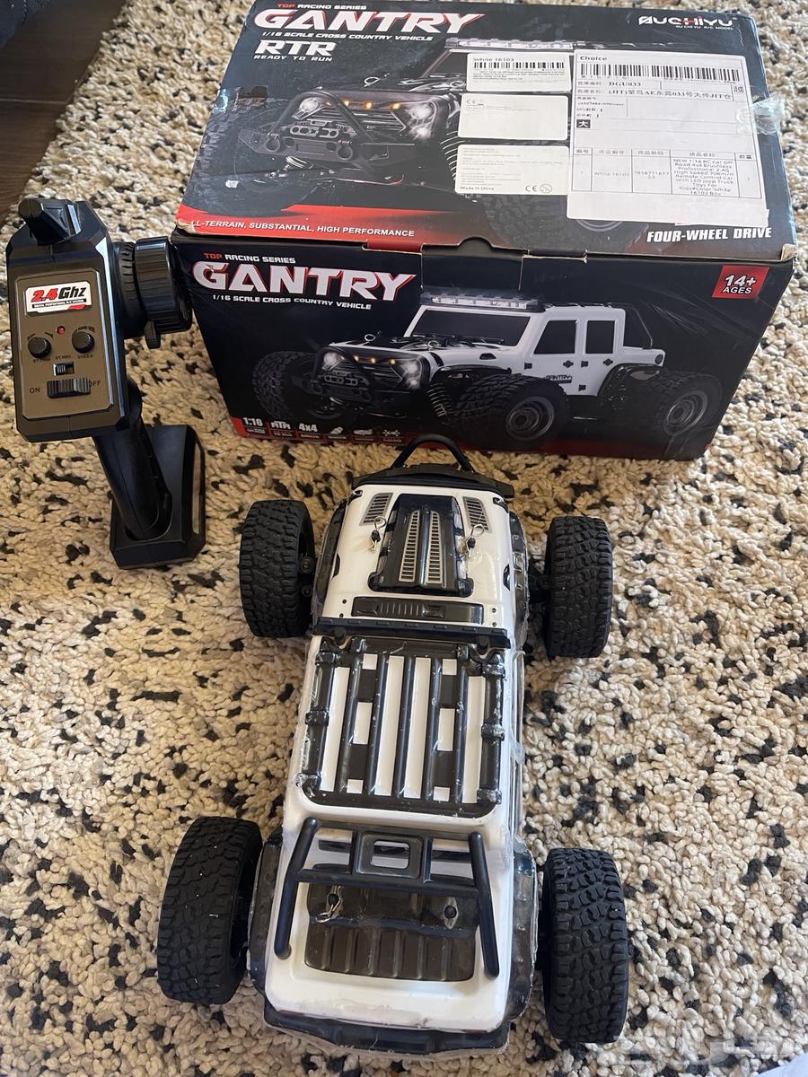 سيارة ريموت كنترول شبه الجديده64398089613698113