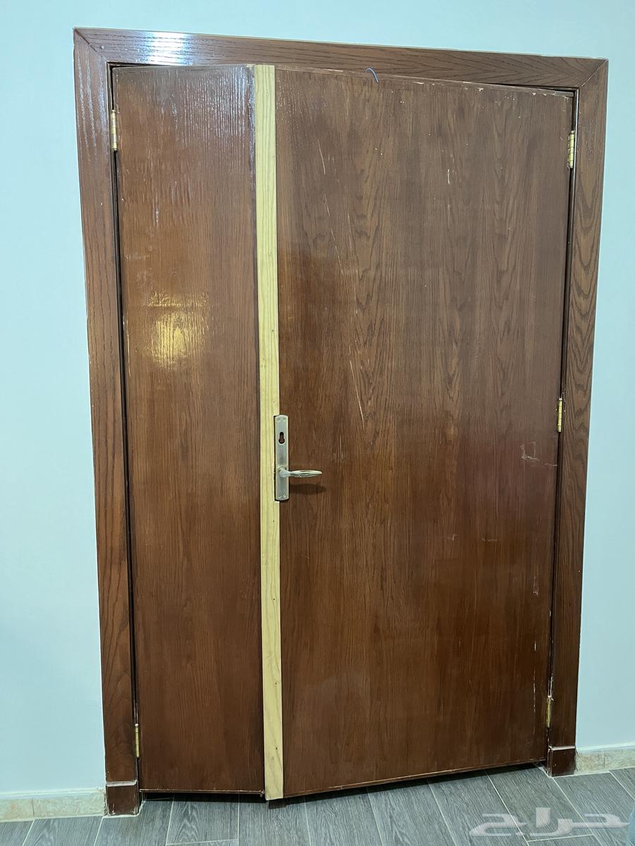 9 doors, 6 of them with frames and only WhatsApp for communication64398215050883112