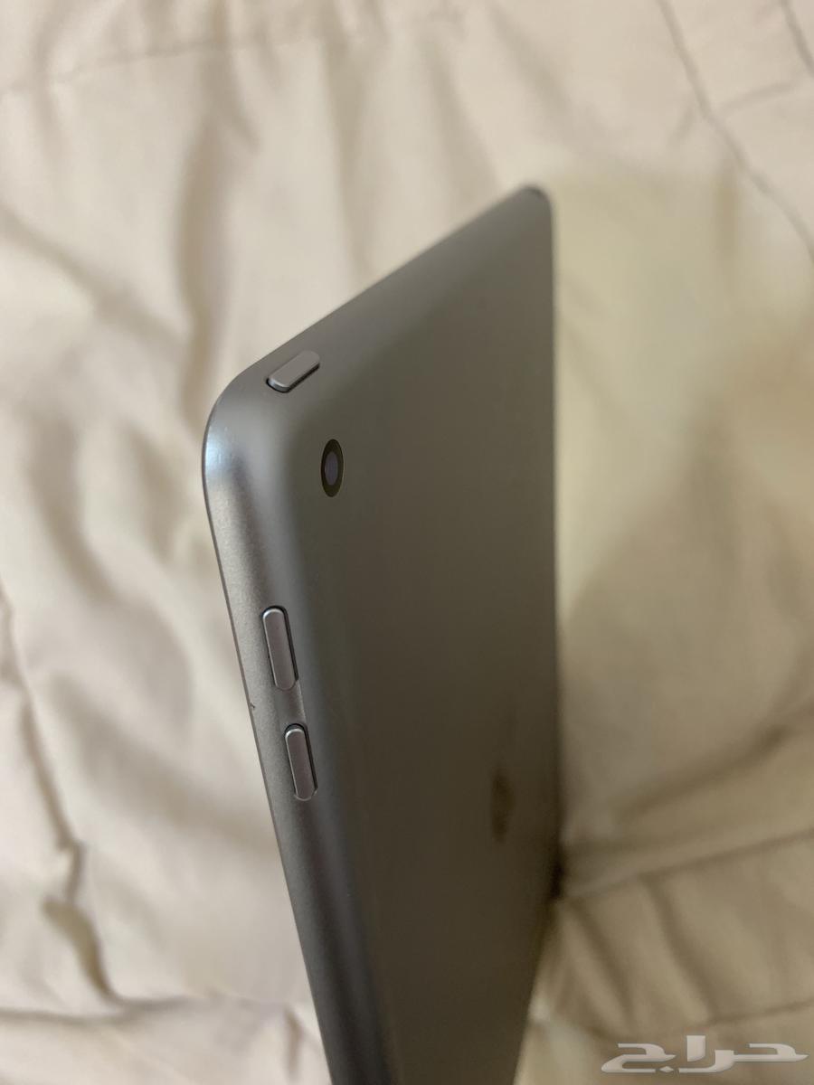 ايباد 5 نظيف للبيع مستعجل64401091560577111