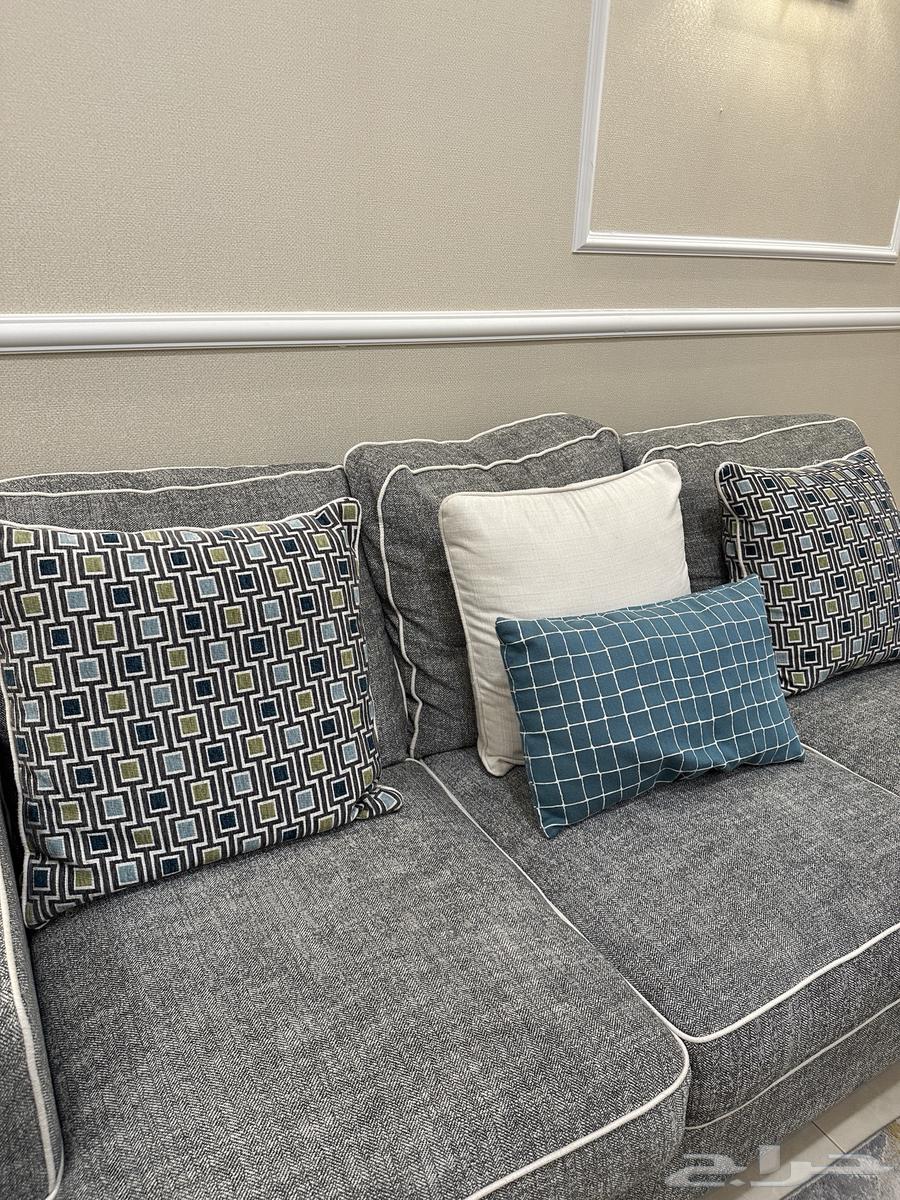 Very comfortable sofa64397894442499111