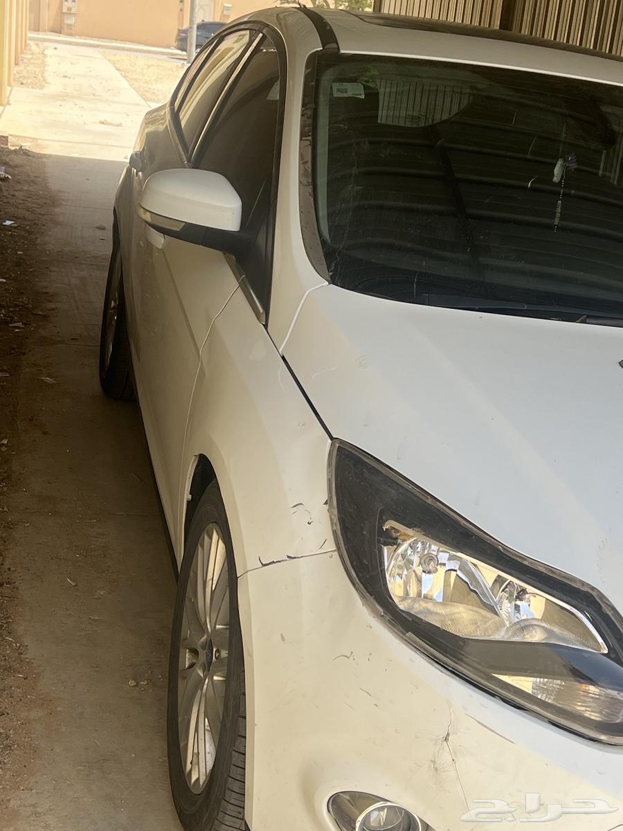 للبيع فورد فوكس 201364545303017986113