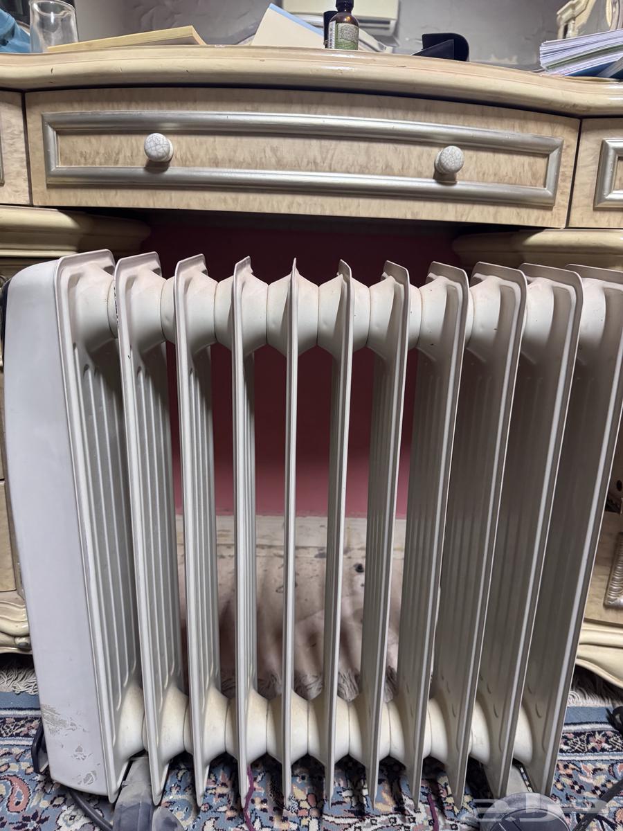 للبيع مدافئ على الكهرباء بحالة جيدة64397464732546113
