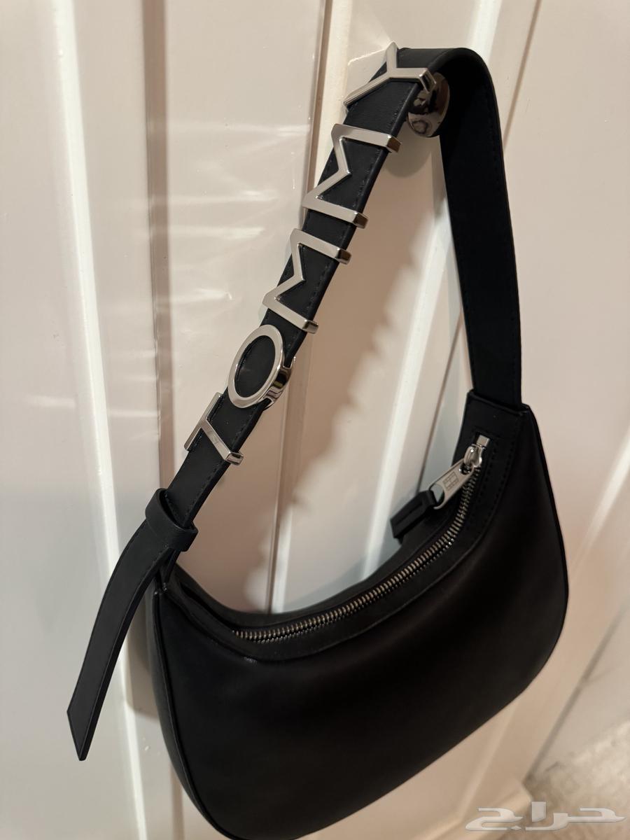 شنطة تومي64394923781889112