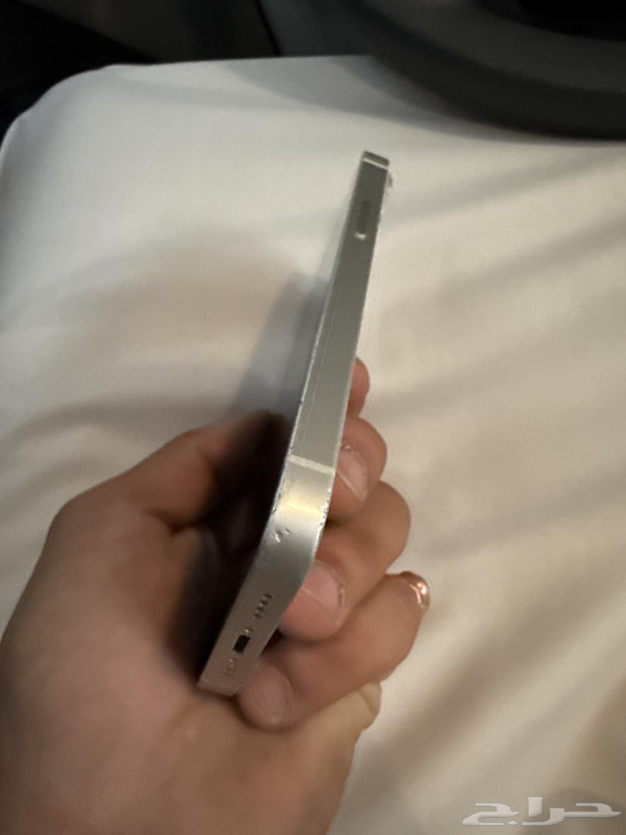 ايفون 13 مني 256 ابيض64398228867586114