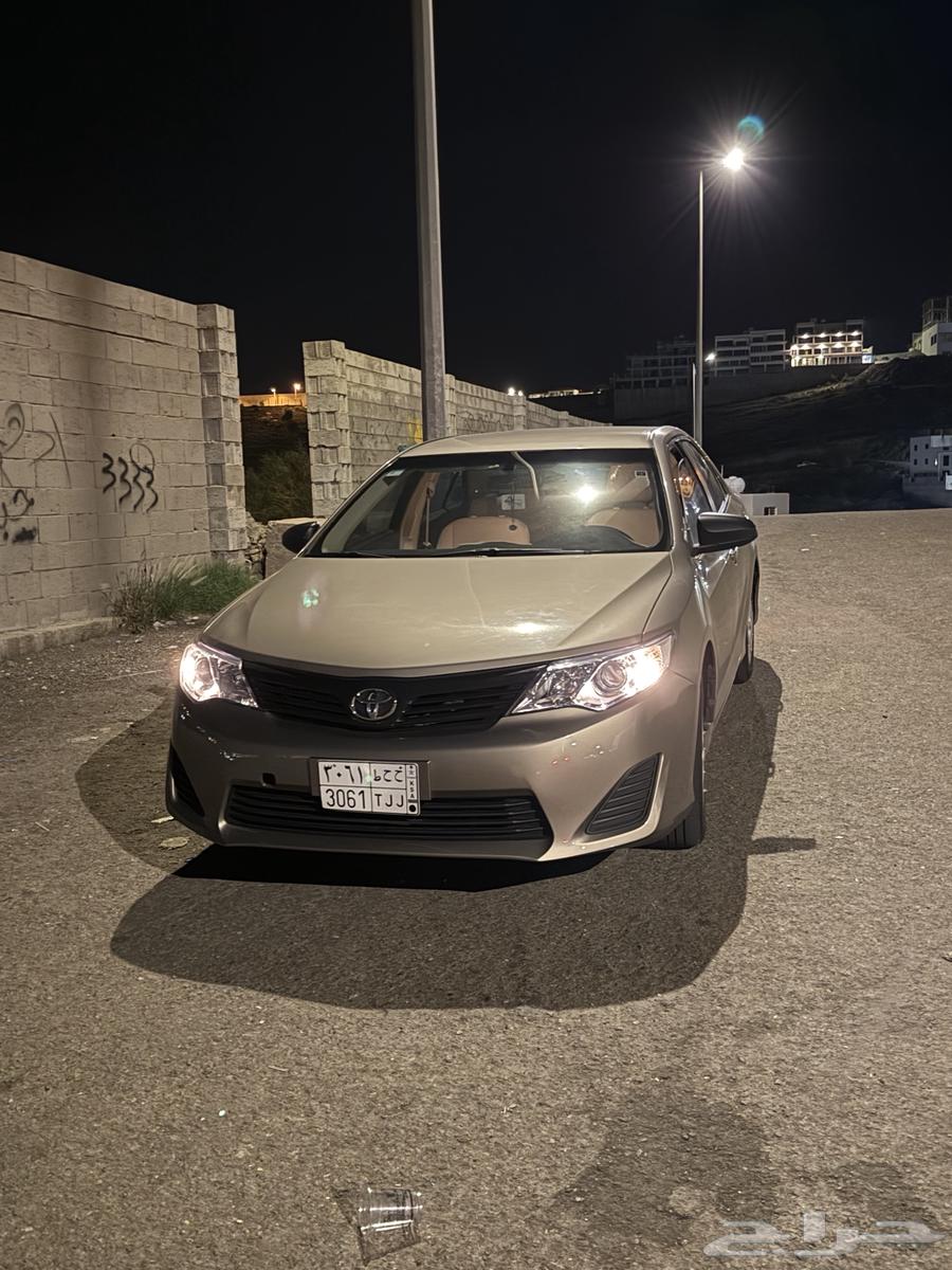 كامري 2012 GL اللون ذهبي الموتر شرط مجدد بالكامل الممشئ 50064539216704387111